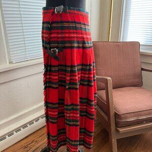 vintage cashmere wool heritage holiday warm cottage cabin red kilt aline skirt